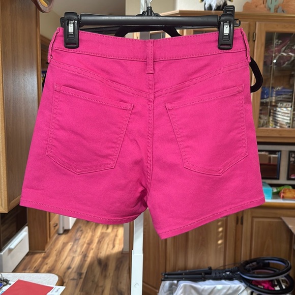 Old Navy Pink Shorts - Picture 1 of 3
